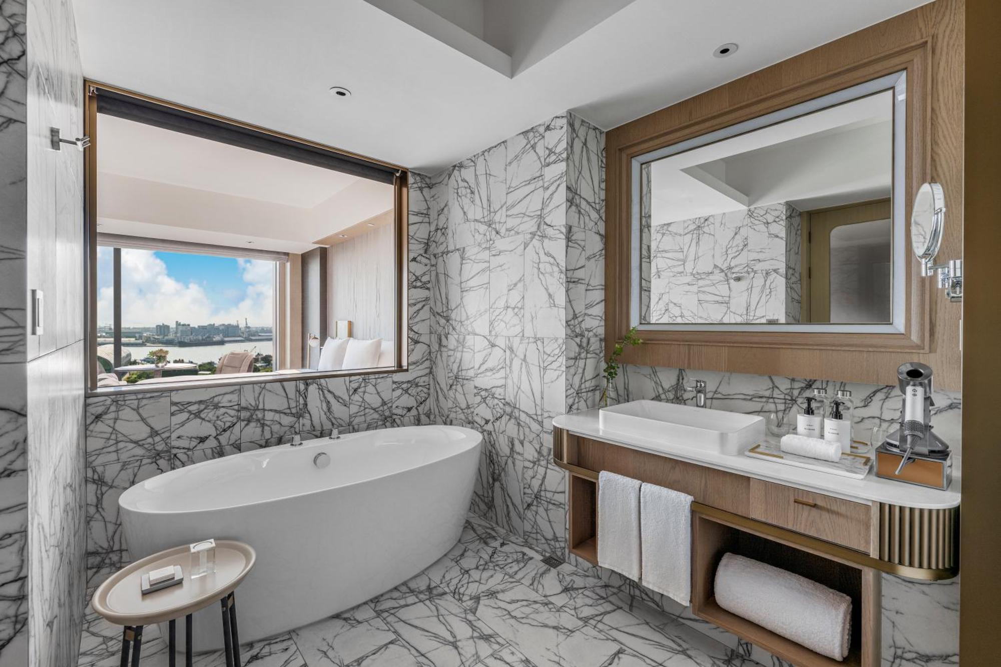 Hotel Intercontinental Kaohsiung By Ihg Pokój zdjęcie Bathroom
