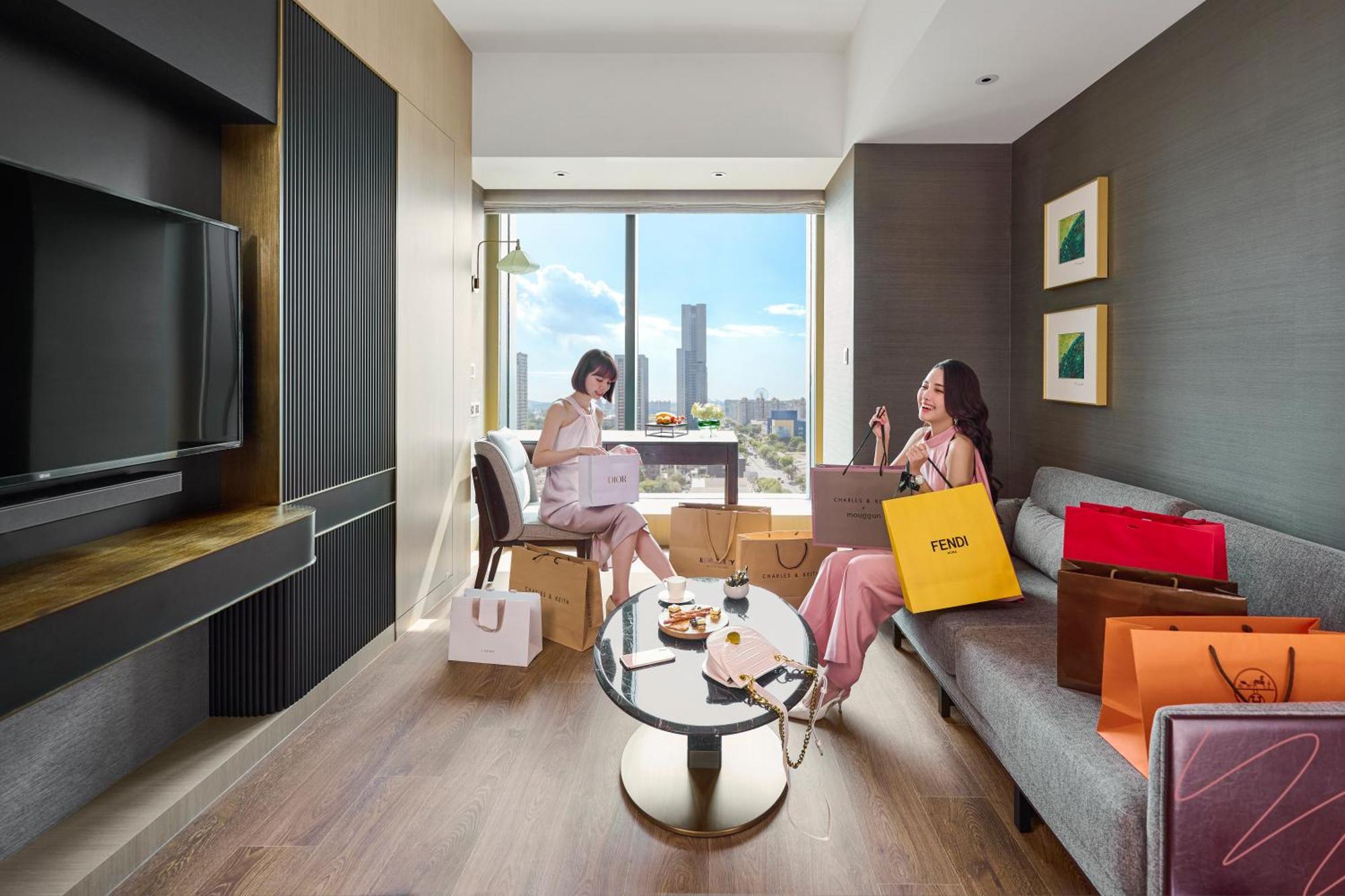Hotel Intercontinental Kaohsiung By Ihg Pokój zdjęcie A typical apartment in the complex